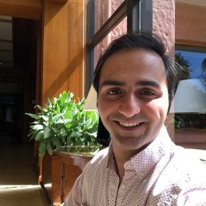 Meet your Posher, Shams